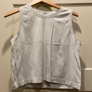 lululemon cropped tank
